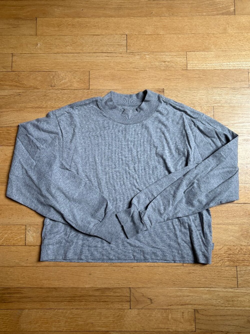 Aritzia TNA Gray Long Sleeve Mock Neck Top